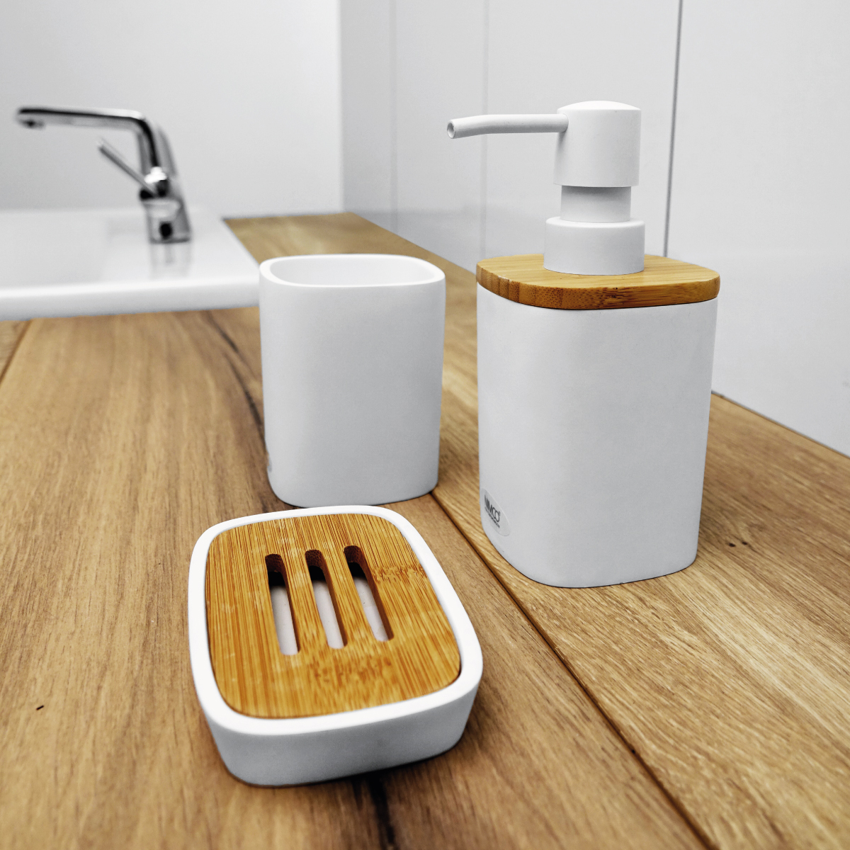 dávkovač tekutého mýdla - bílý,bambusové dřevo,270 ml